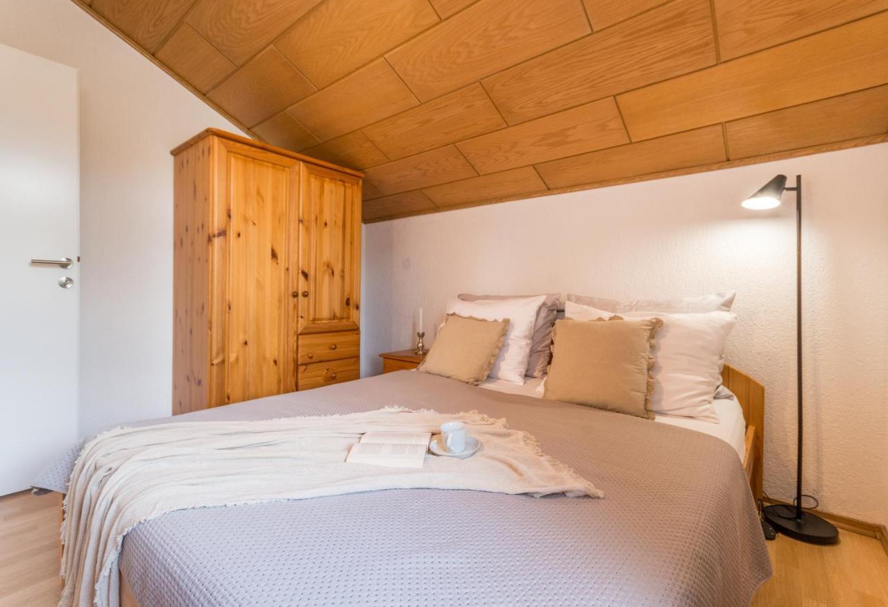 Mustel Travel Apartments سفيتي بيتار المظهر الخارجي الصورة
