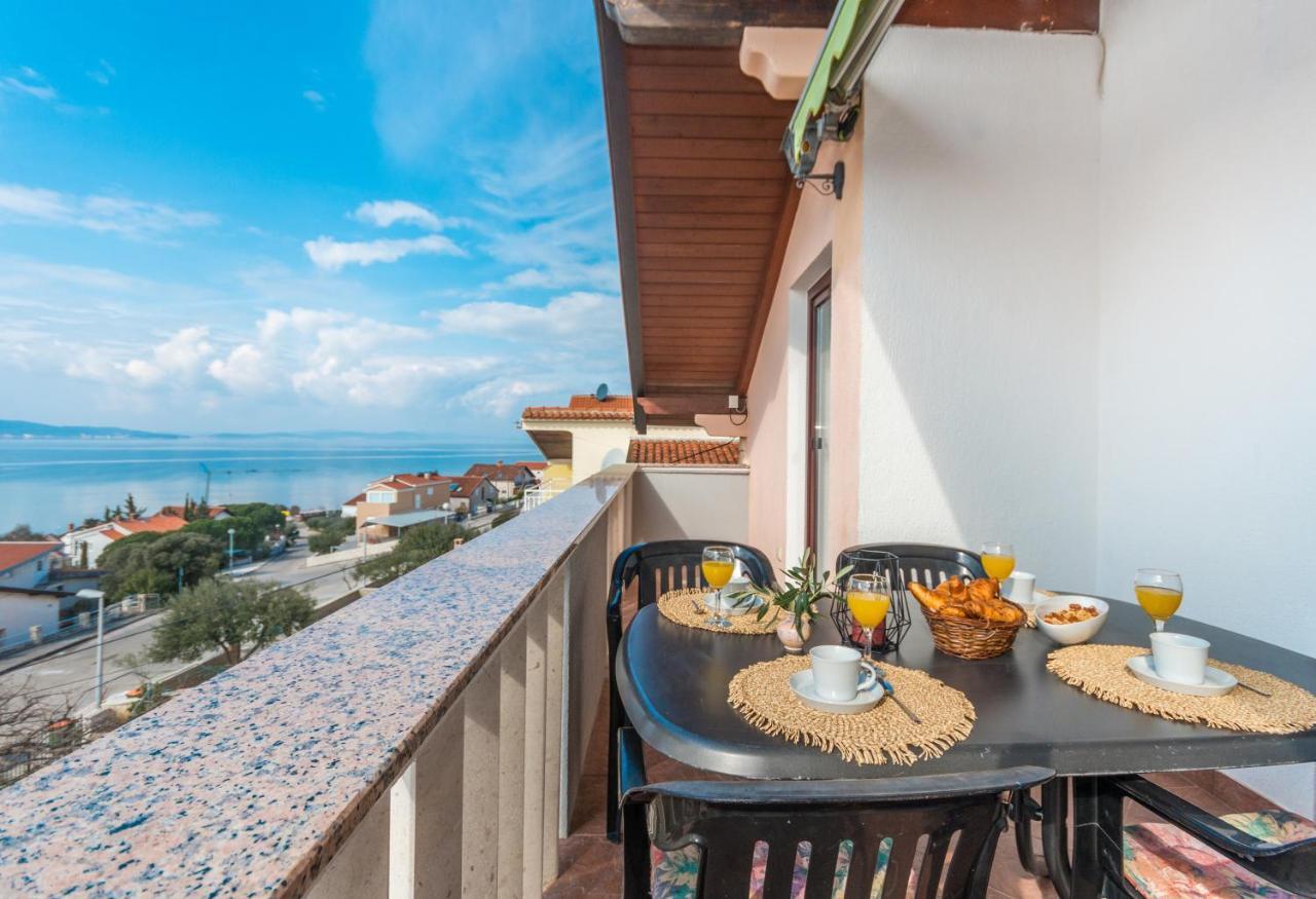 Mustel Travel Apartments سفيتي بيتار المظهر الخارجي الصورة