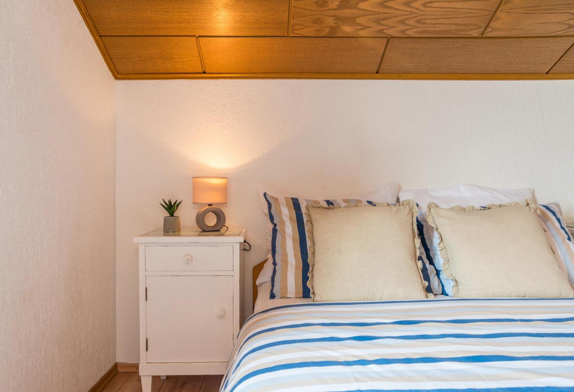 Mustel Travel Apartments سفيتي بيتار المظهر الخارجي الصورة